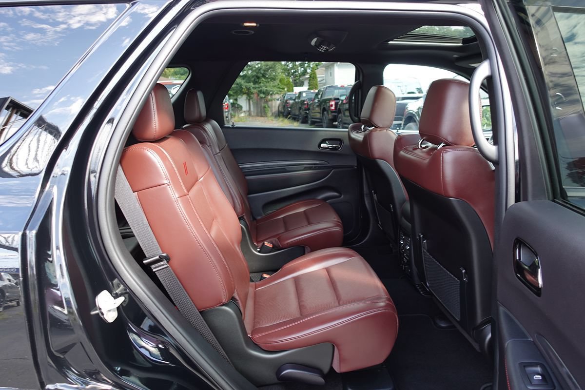 Used 2024 Dodge Durango R/T w/ Blacktop Package AWD/4WD image 33