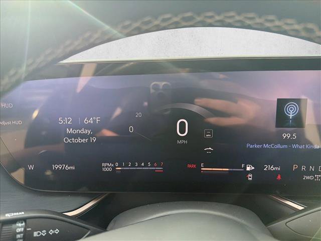 Used 2025 Buick Envision Sport Touring AWD/4WD image 11