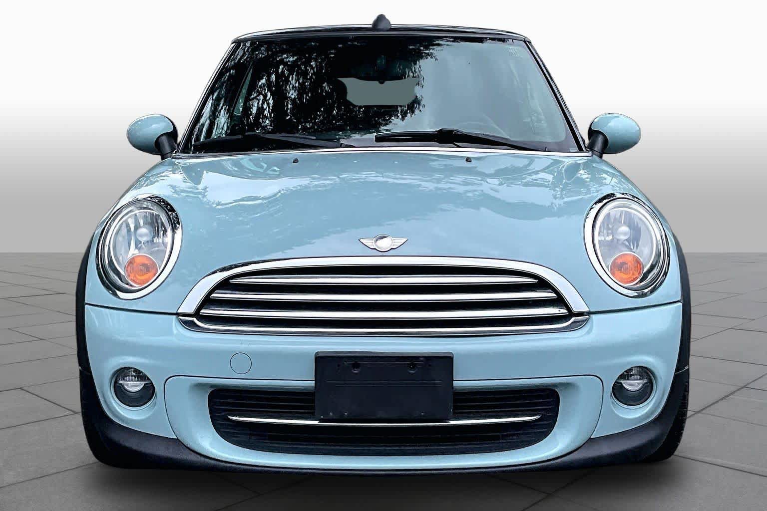 Used 2011 MINI Cooper Convertible FWD image 3