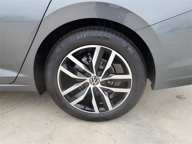 New 2026 Volkswagen Jetta SE image 25