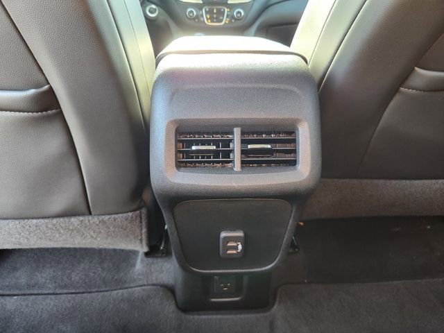 Certified 2020 Chevrolet Equinox LT w/ Midnight Edition image 17