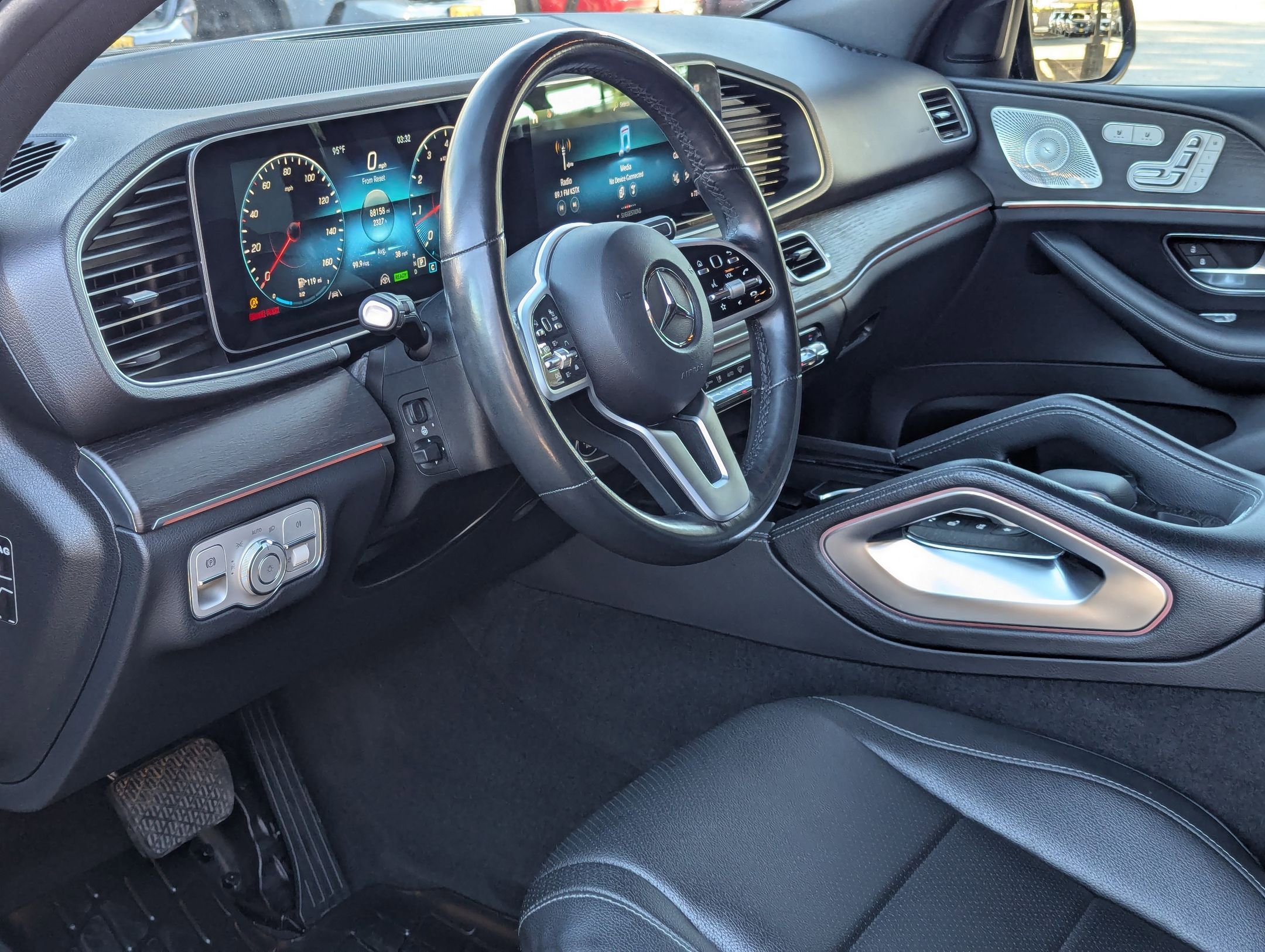 Used 2021 Mercedes-Benz GLE 450 4MATIC image 13