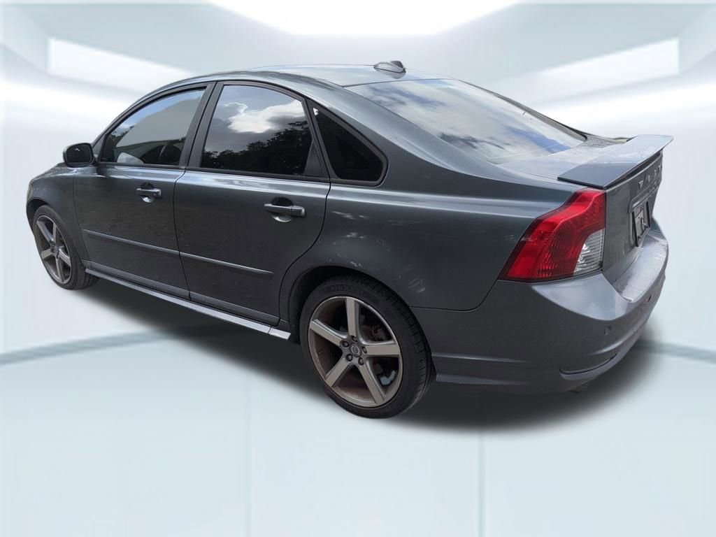 Used 2009 Volvo S40 T5 R-Design FWD image 5