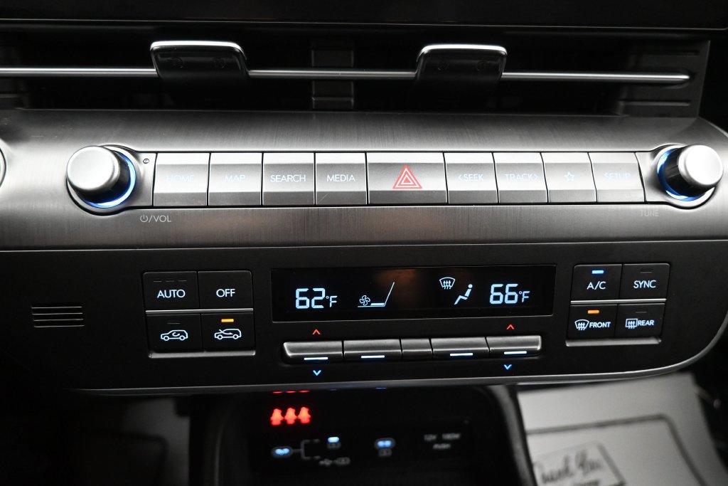Used 2025 Hyundai Kona SEL AWD/4WD image 13
