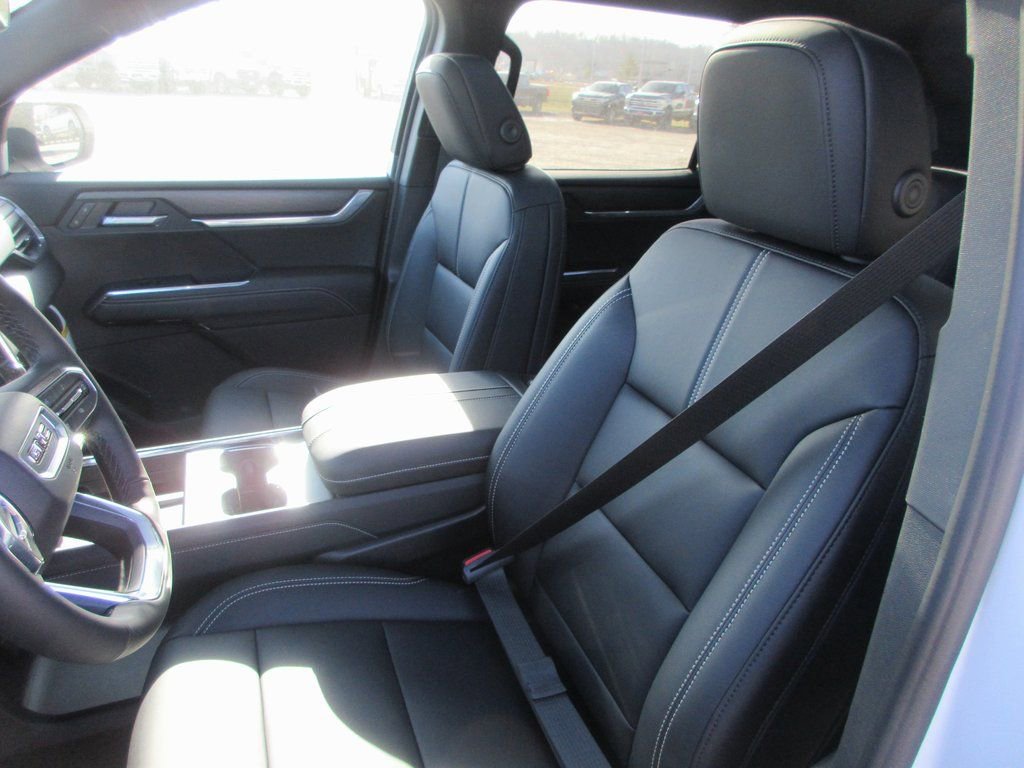 New 2026 GMC Acadia Elevation w/ Black Edition image 13