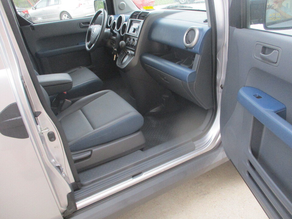 Used 2005 Honda Element LX image 20