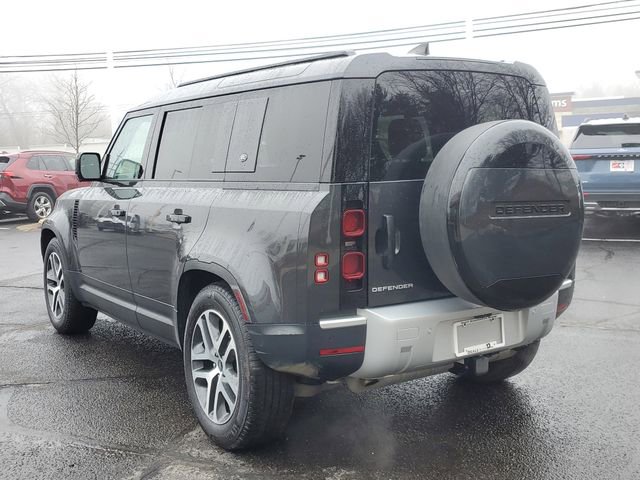 Used 2024 Land Rover Defender 110 S image 3