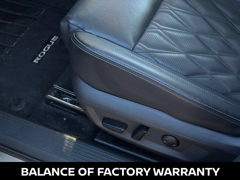 Certified 2025 Nissan Rogue Platinum w/ Platinum Premium Package AWD/4WD image 15