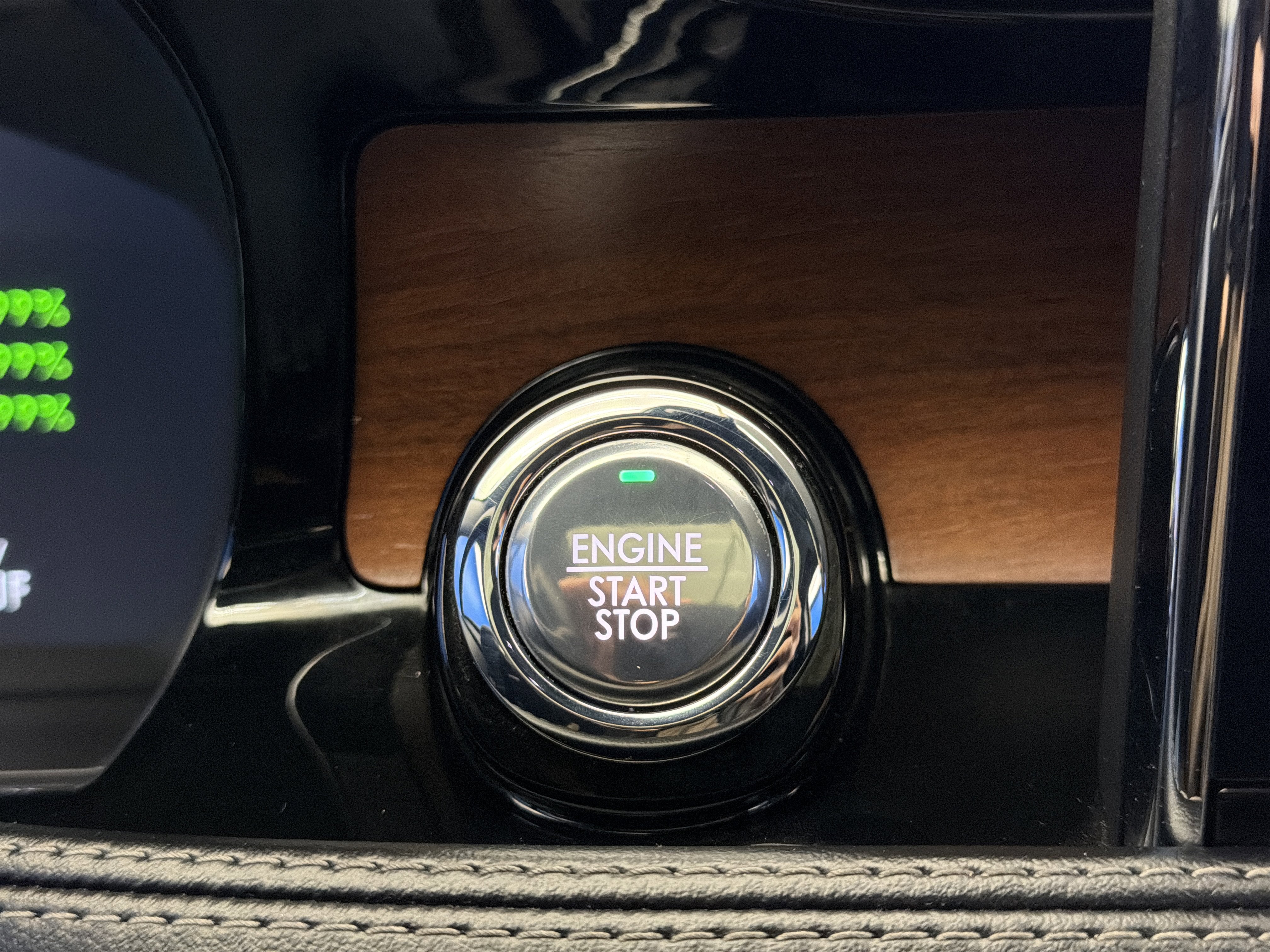 Used 2020 Lincoln Corsair Reserve w/ Equipment Group 201A image 22