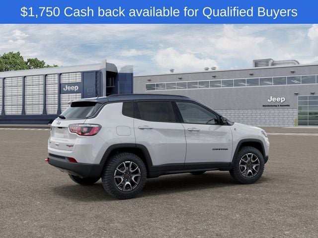 New 2026 Jeep Compass Trailhawk w/ Sun, Sound & Navigation Group AWD/4WD image 5