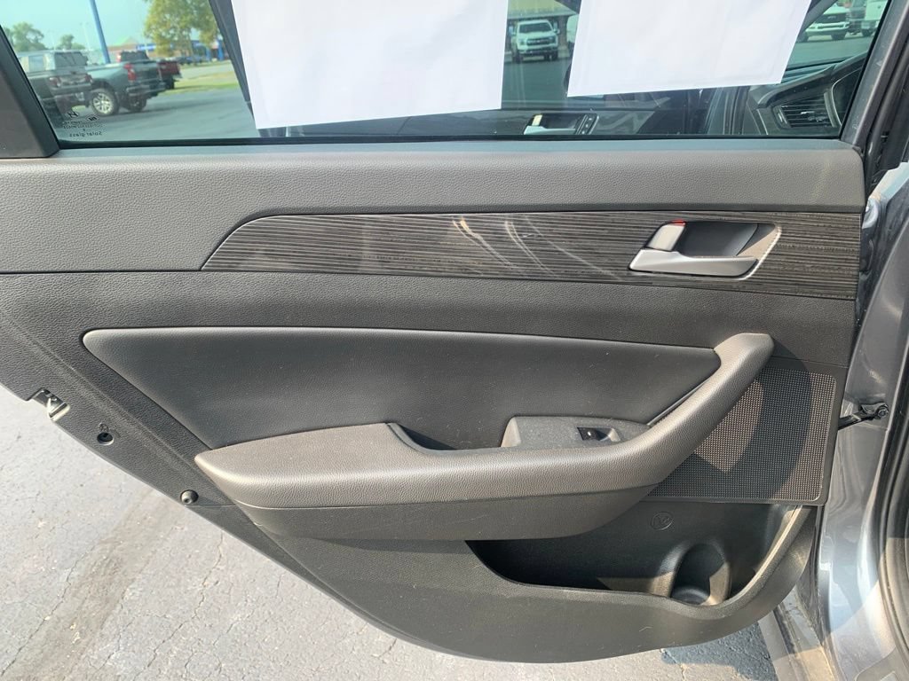 Used 2018 Hyundai Sonata Limited FWD image 33