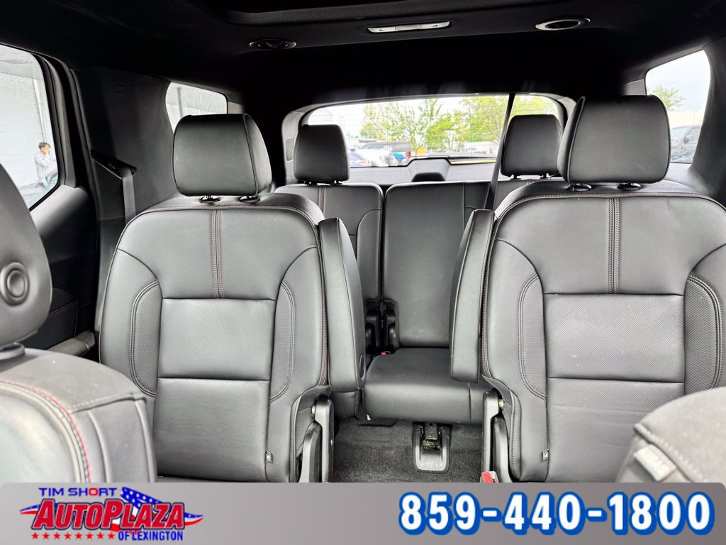 Used 2023 Chevrolet Traverse RS AWD/4WD image 39