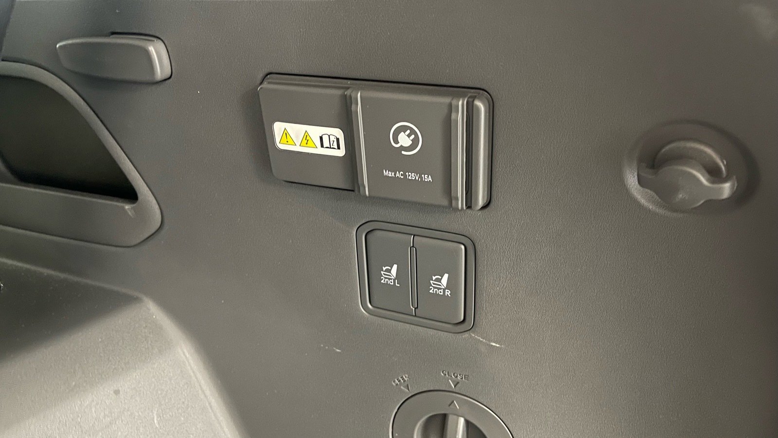 Used 2026 Kia EV9 Wind image 33