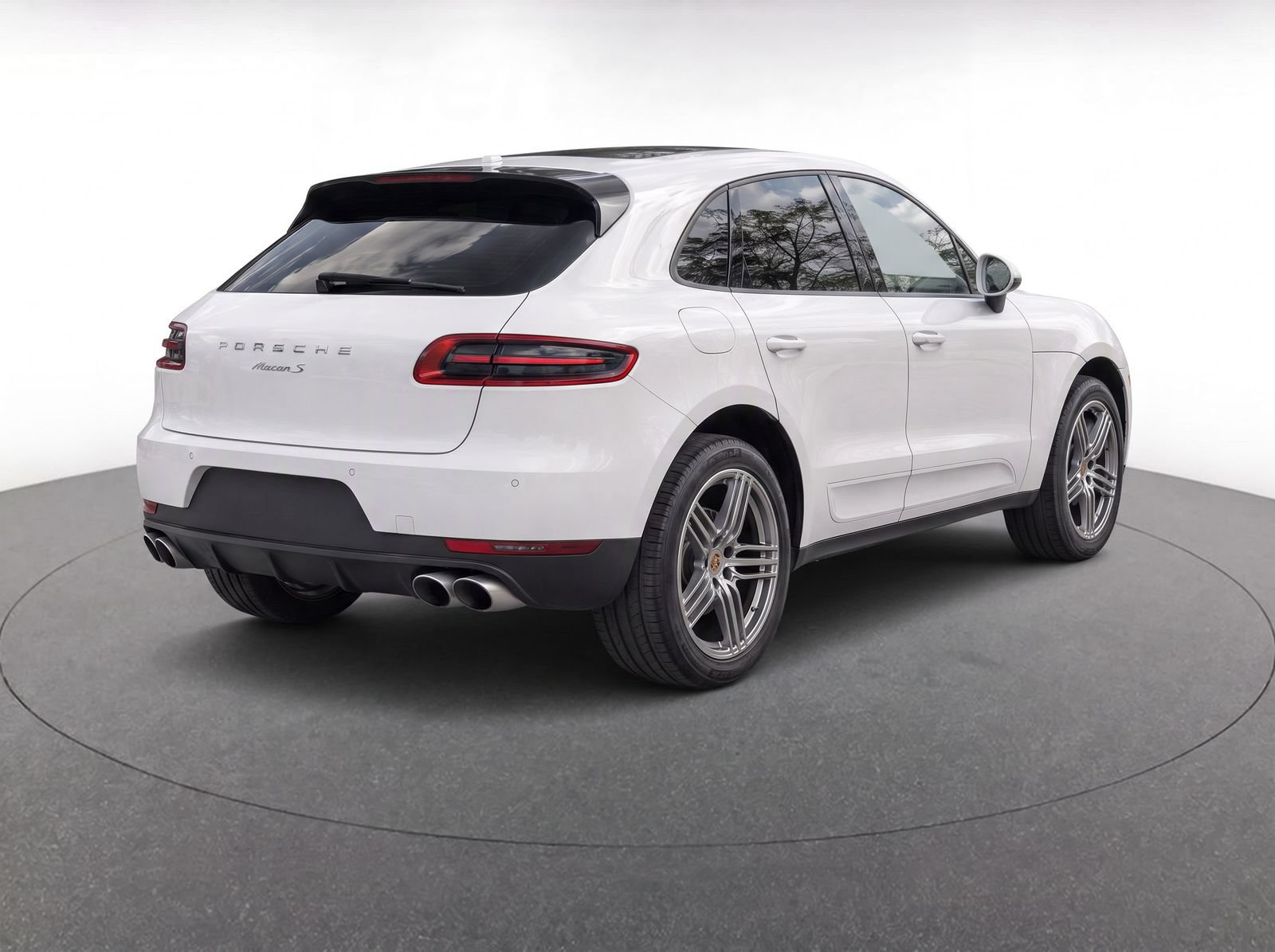 Used 2017 Porsche Macan S AWD/4WD image 4
