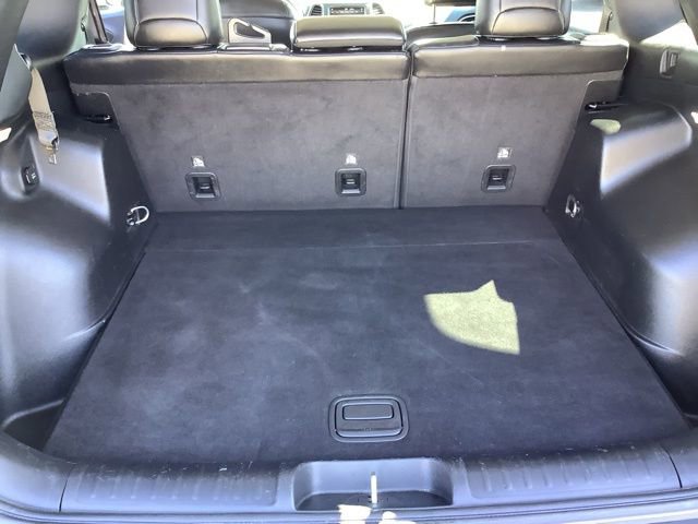 Used 2020 Jeep Cherokee Trailhawk w/ Cold Weather Group image 12