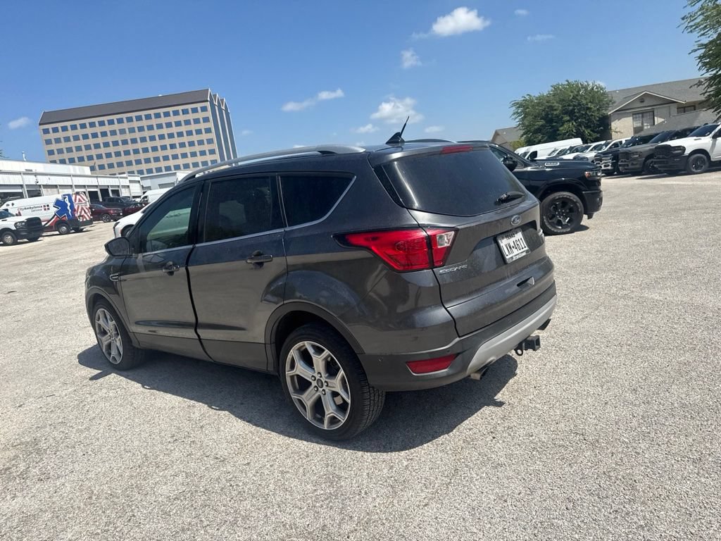 Used 2019 Ford Escape Titanium FWD image 17
