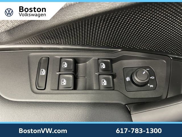 Used 2025 Volkswagen Tiguan S w/ 18" Wheel Package image 26