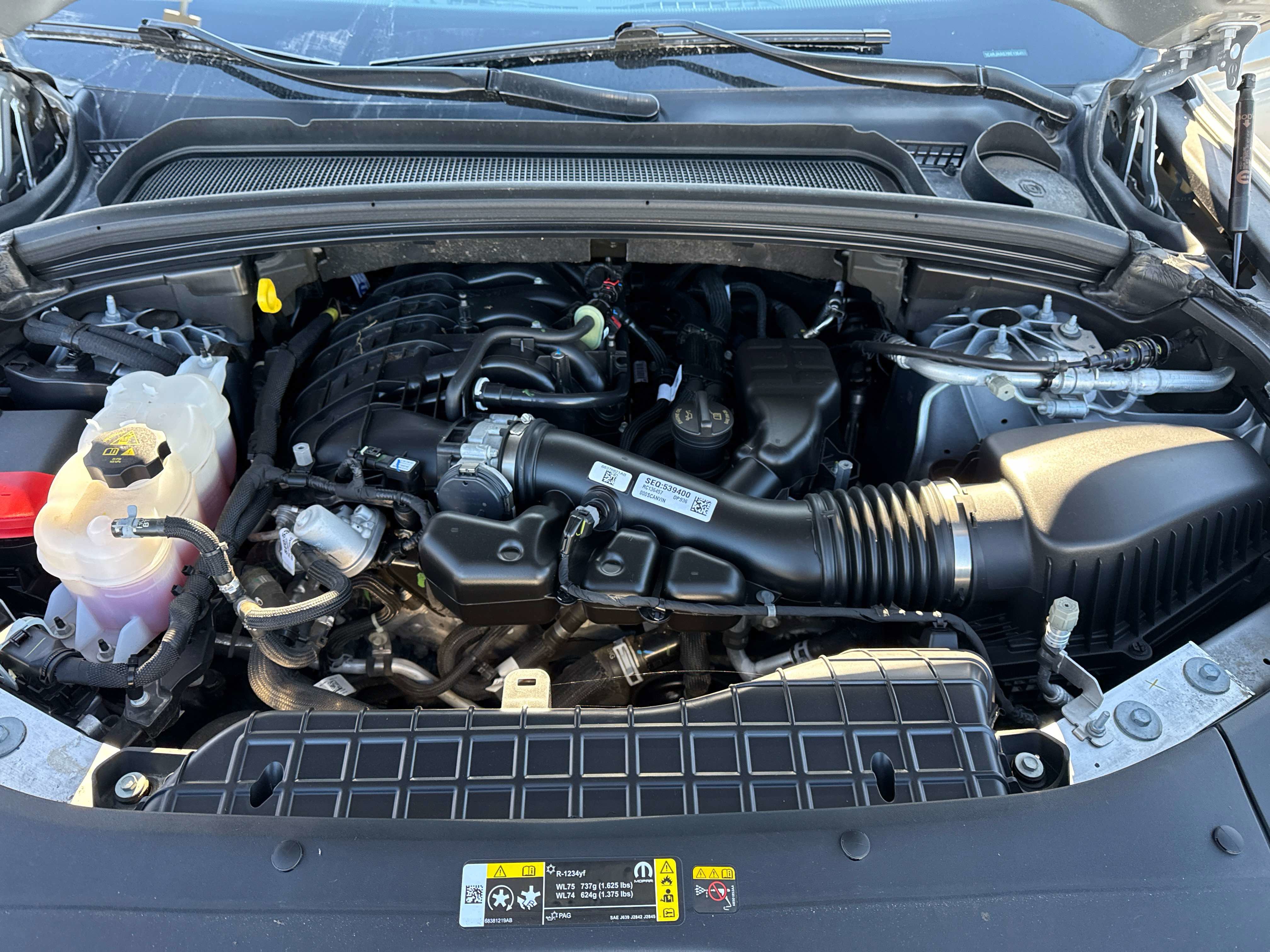 Used 2024 Jeep Grand Cherokee Altitude image 9