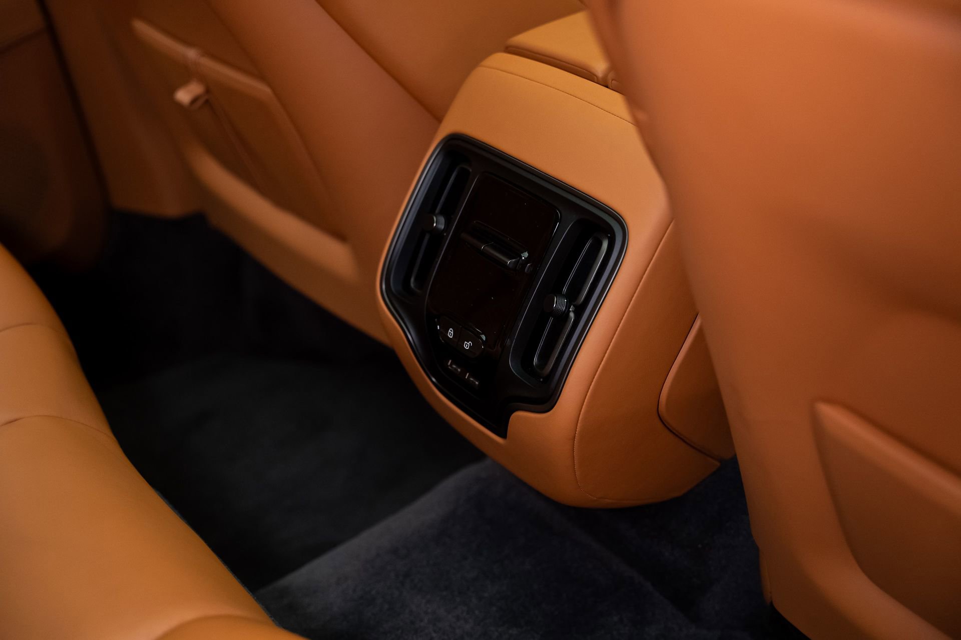 Used 2023 Aston Martin DBX 707 image 74