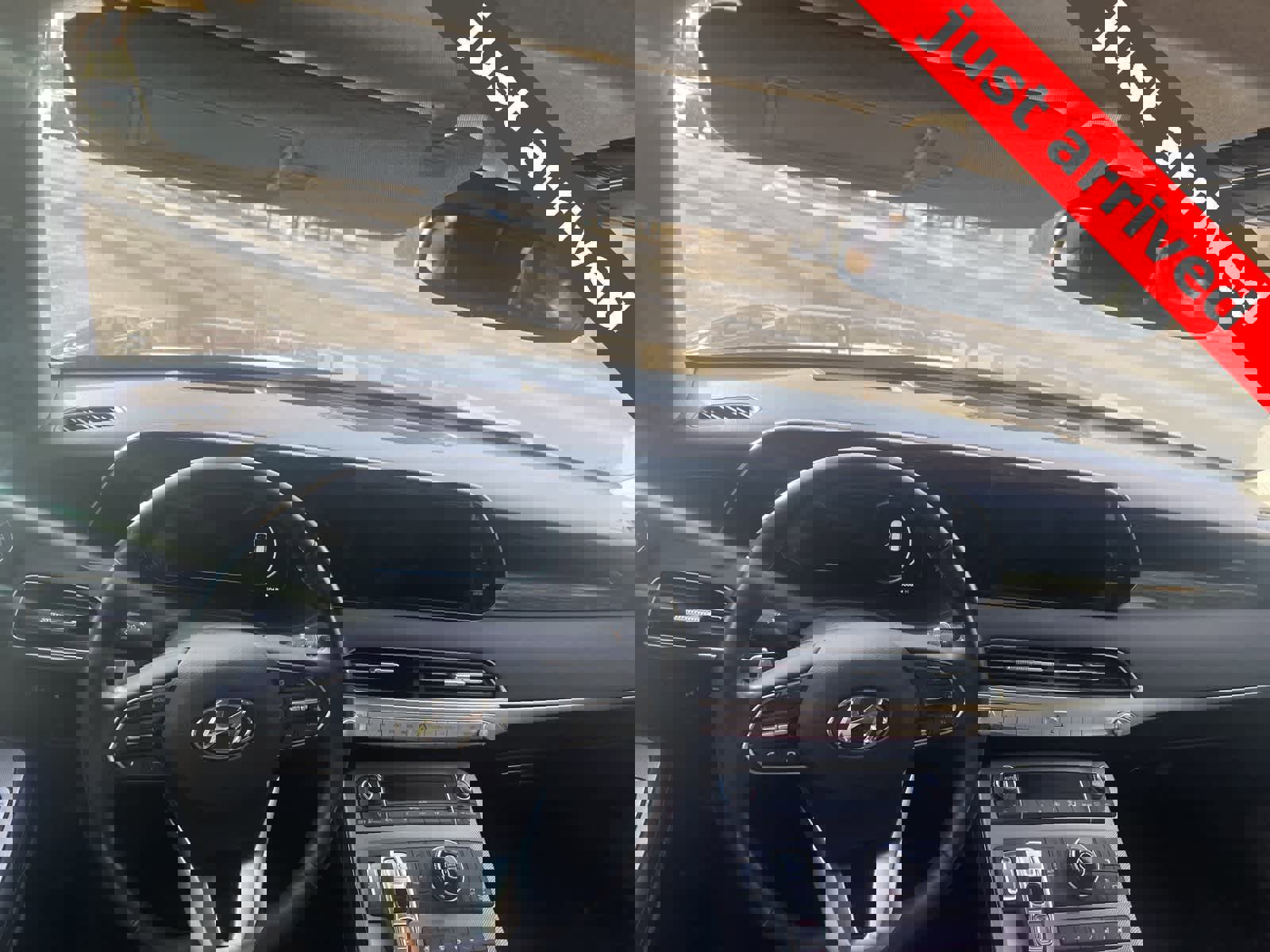 Used 2022 Hyundai Palisade Limited w/ Winter Package image 8