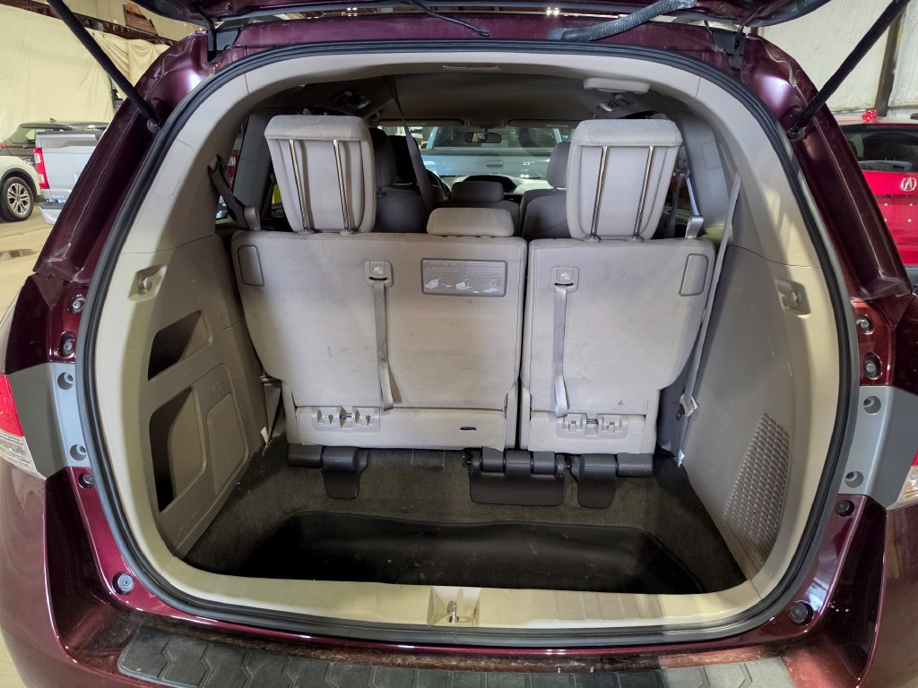 Used 2014 Honda Odyssey EX image 8