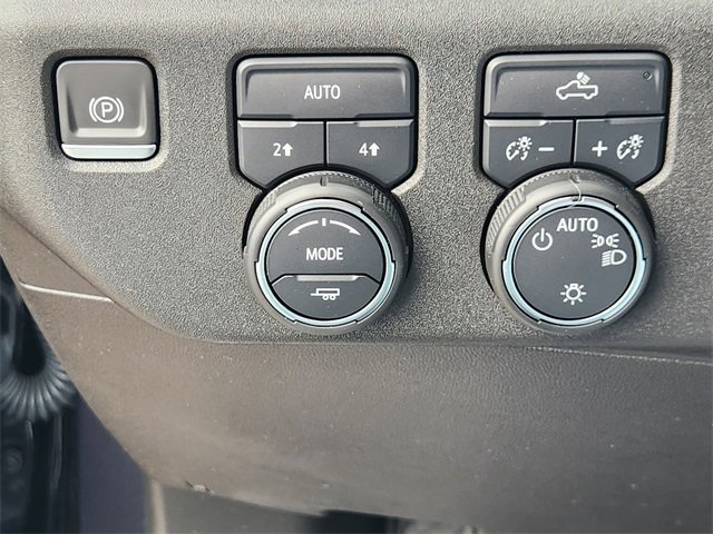 Used 2022 Chevrolet Silverado 1500 LT image 21