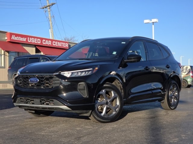 Used 2024 Ford Escape ST-Line image 2