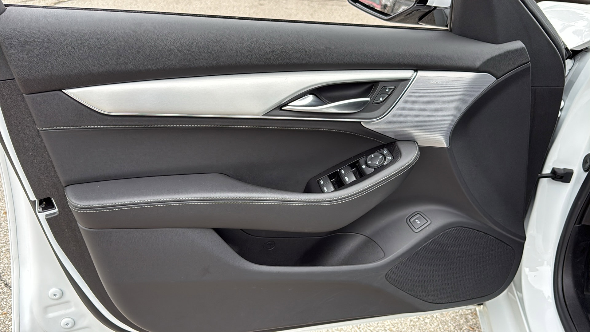 Certified 2024 Cadillac CT5 Luxury w/ Sun And Sound Package image 10