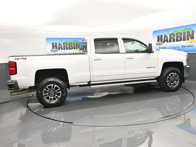 Used 2019 Chevrolet Silverado 2500 LT AWD/4WD image 6