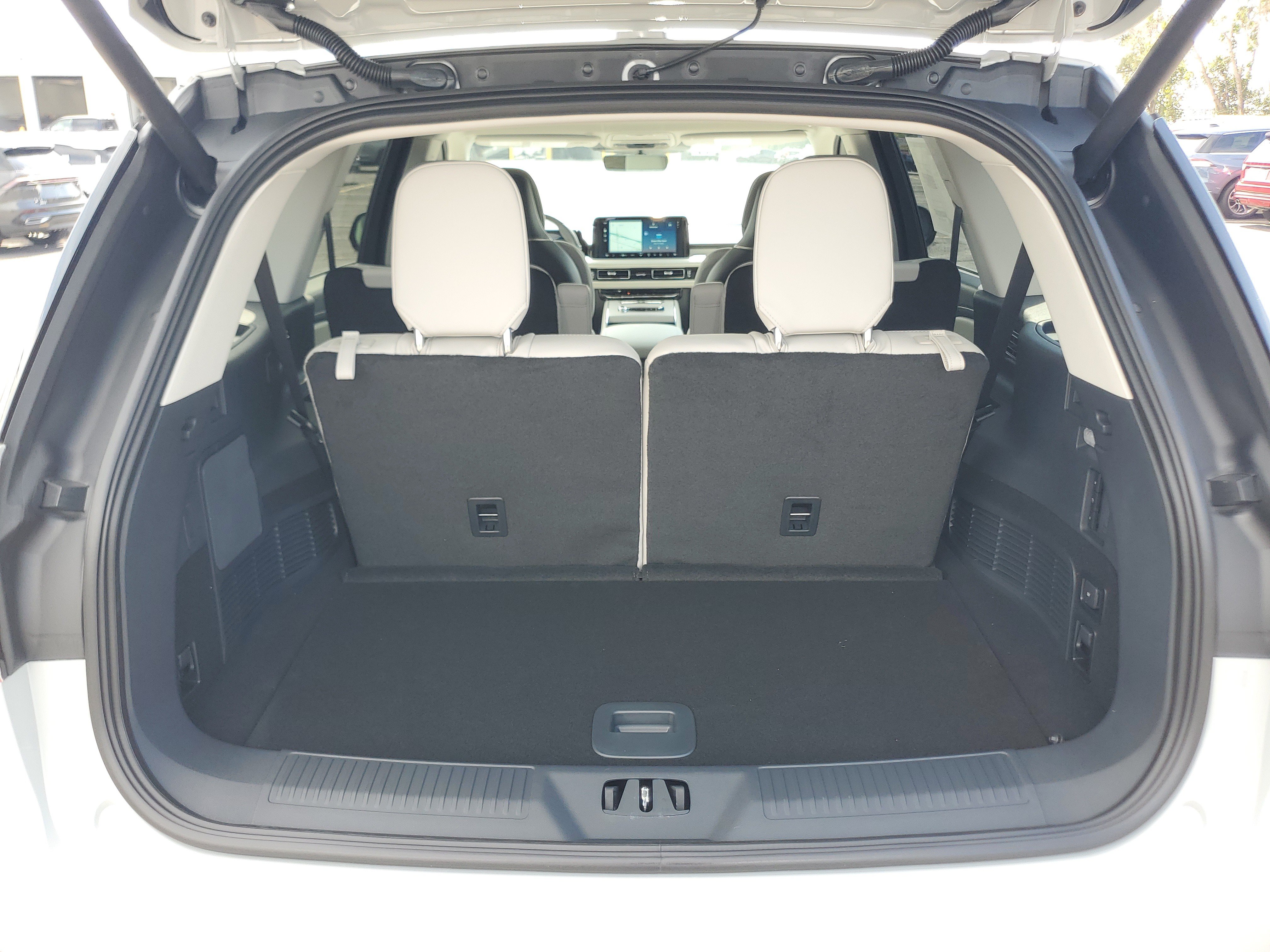 New 2027 Lincoln Aviator Reserve AWD/4WD image 29