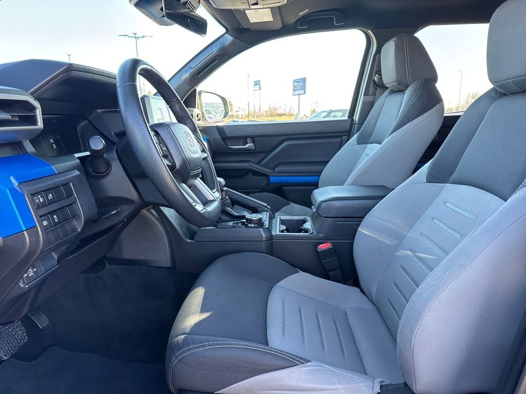 Used 2024 Toyota Tacoma TRD Off-Road image 13