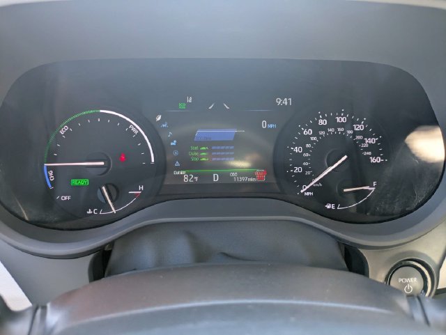 Certified 2026 Toyota Sienna XLE FWD image 31