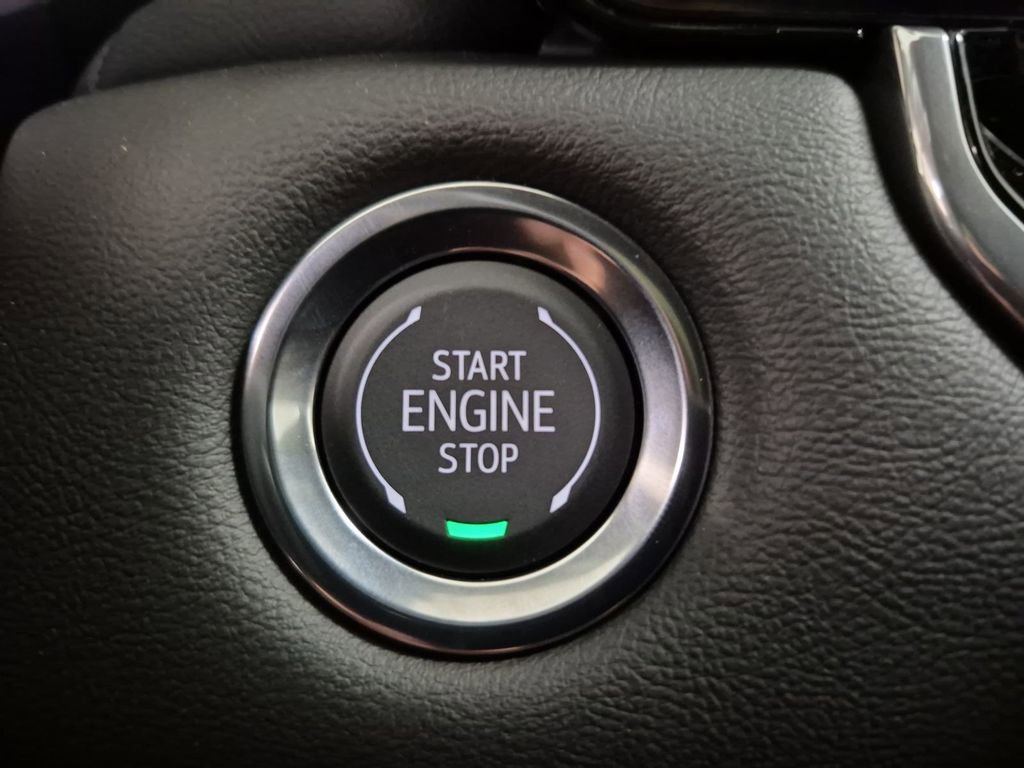 New 2026 GMC Canyon Elevation w/ Convenience Package image 17