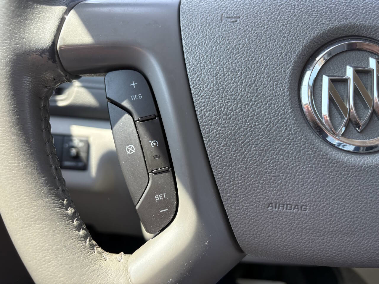 Used 2013 Buick Enclave Convenience FWD image 37