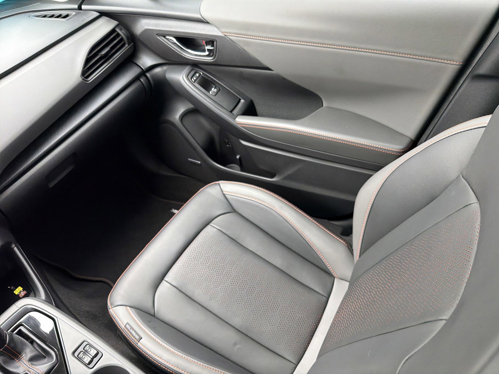 Certified 2025 Subaru Crosstrek 2.5i Limited w/ Crosstrek Mirror Package image 11