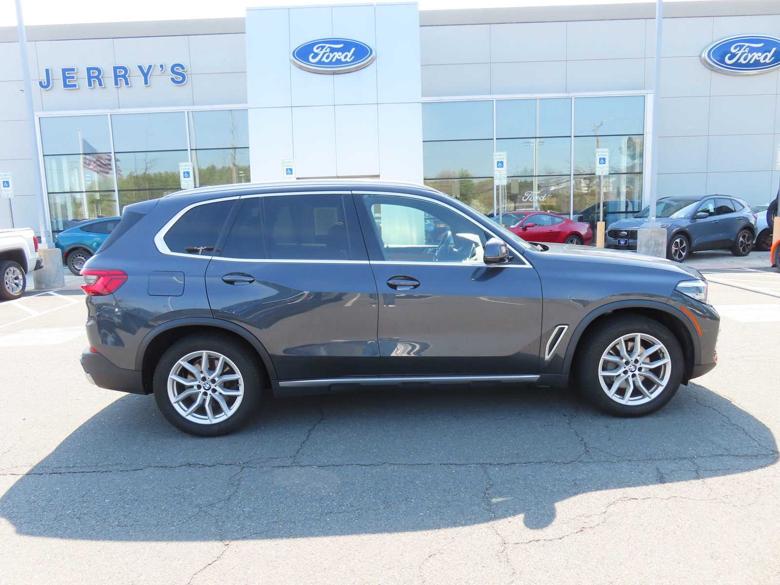 Used 2019 BMW X5 xDrive40i image 4