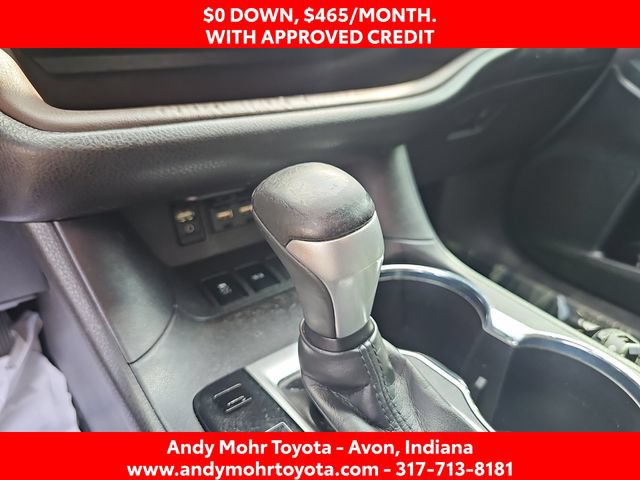 Used 2019 Toyota Highlander XLE FWD image 24