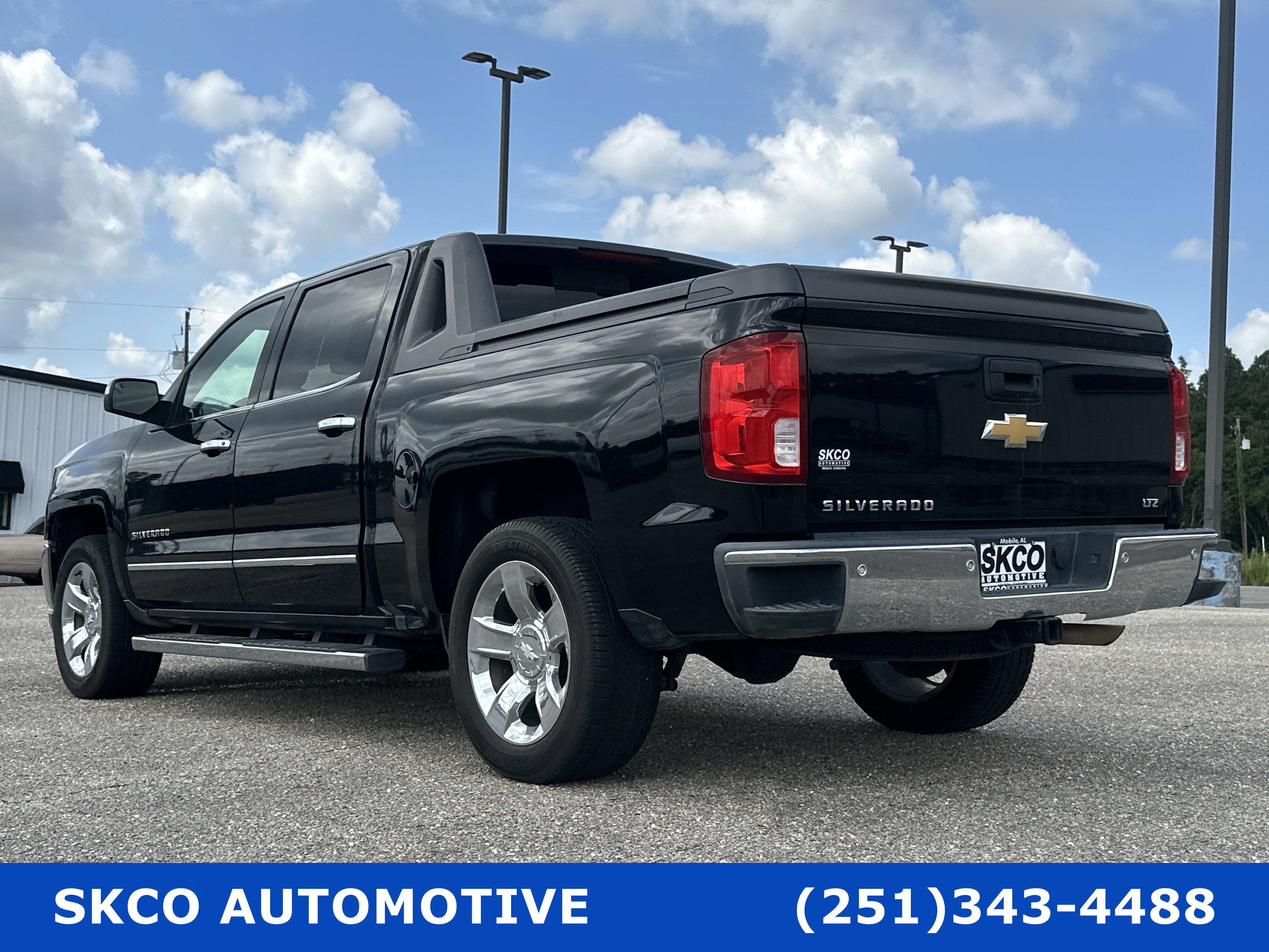 Used 2017 Chevrolet Silverado 1500 LTZ w/ High Desert Package image 3