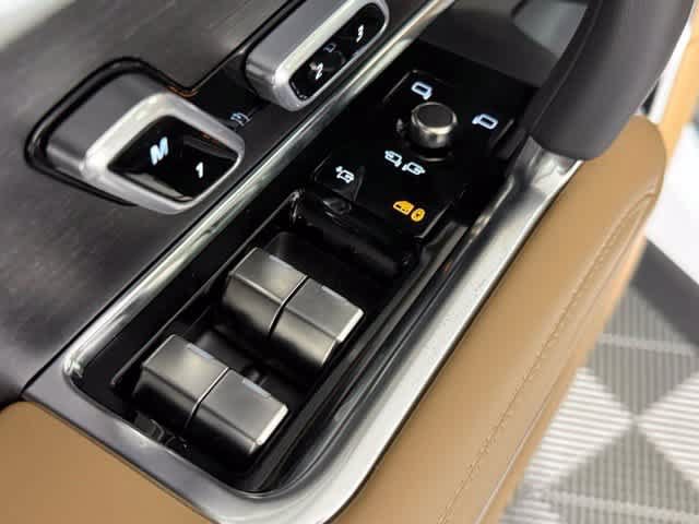 New 2027 Land Rover Range Rover SE AWD/4WD image 23