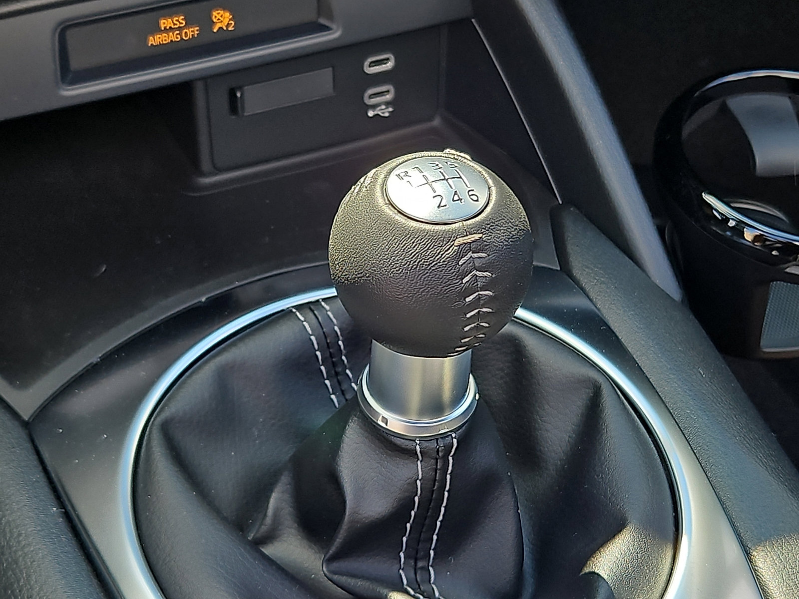 New 2026 MAZDA MX-5 Miata Sport w/ Interior Package RWD image 11