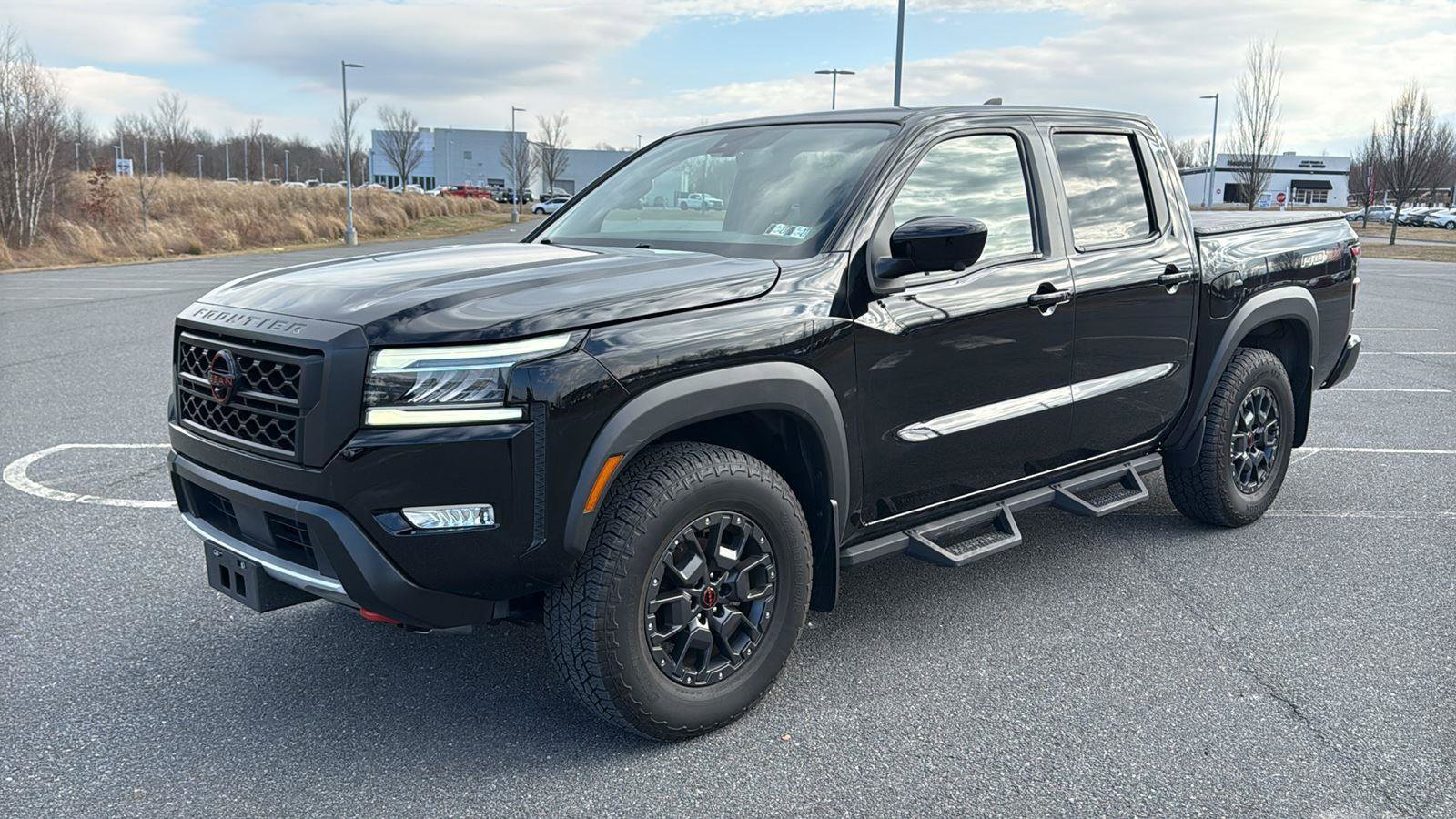 Used 2023 Nissan Frontier PRO-4X w/ Pro-4X Premium Package image 15