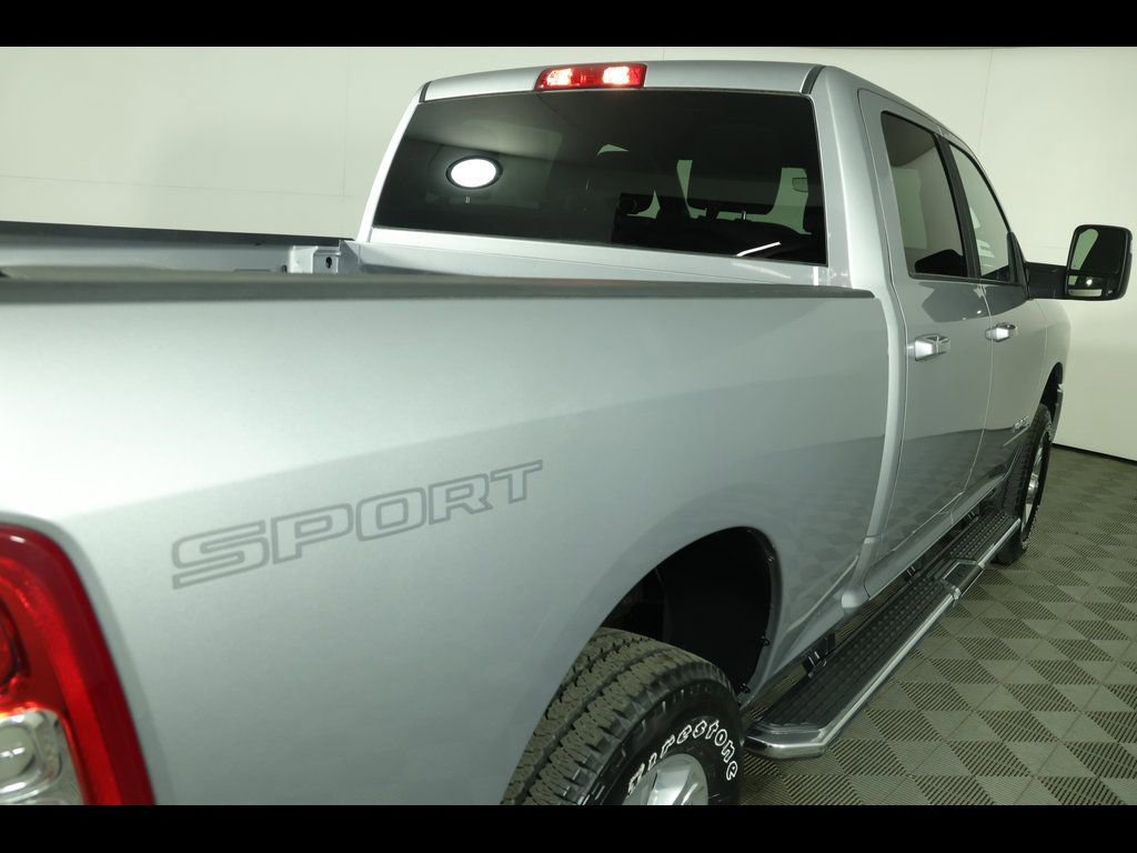 Used 2024 RAM 2500 Big Horn w/ Sport Appearance Package AWD/4WD image 21