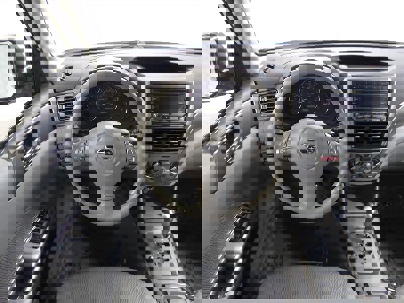 Used 2010 Subaru Forester 2.5X Premium w/ Popular Equipment Group 1A image 10