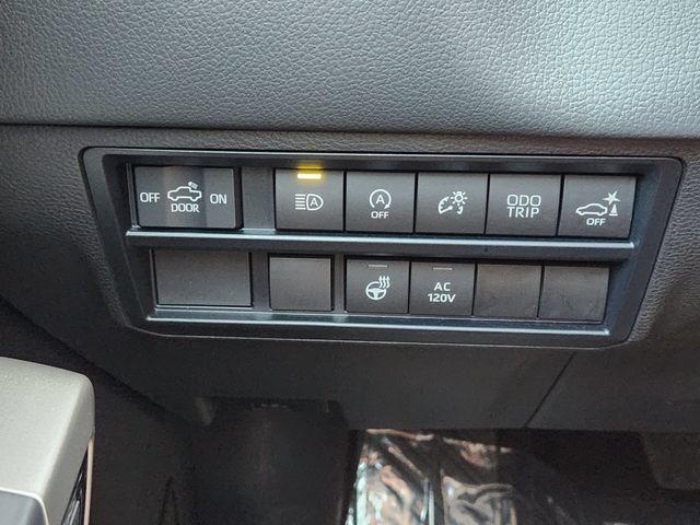 Used 2023 Toyota Tundra Limited AWD/4WD image 23