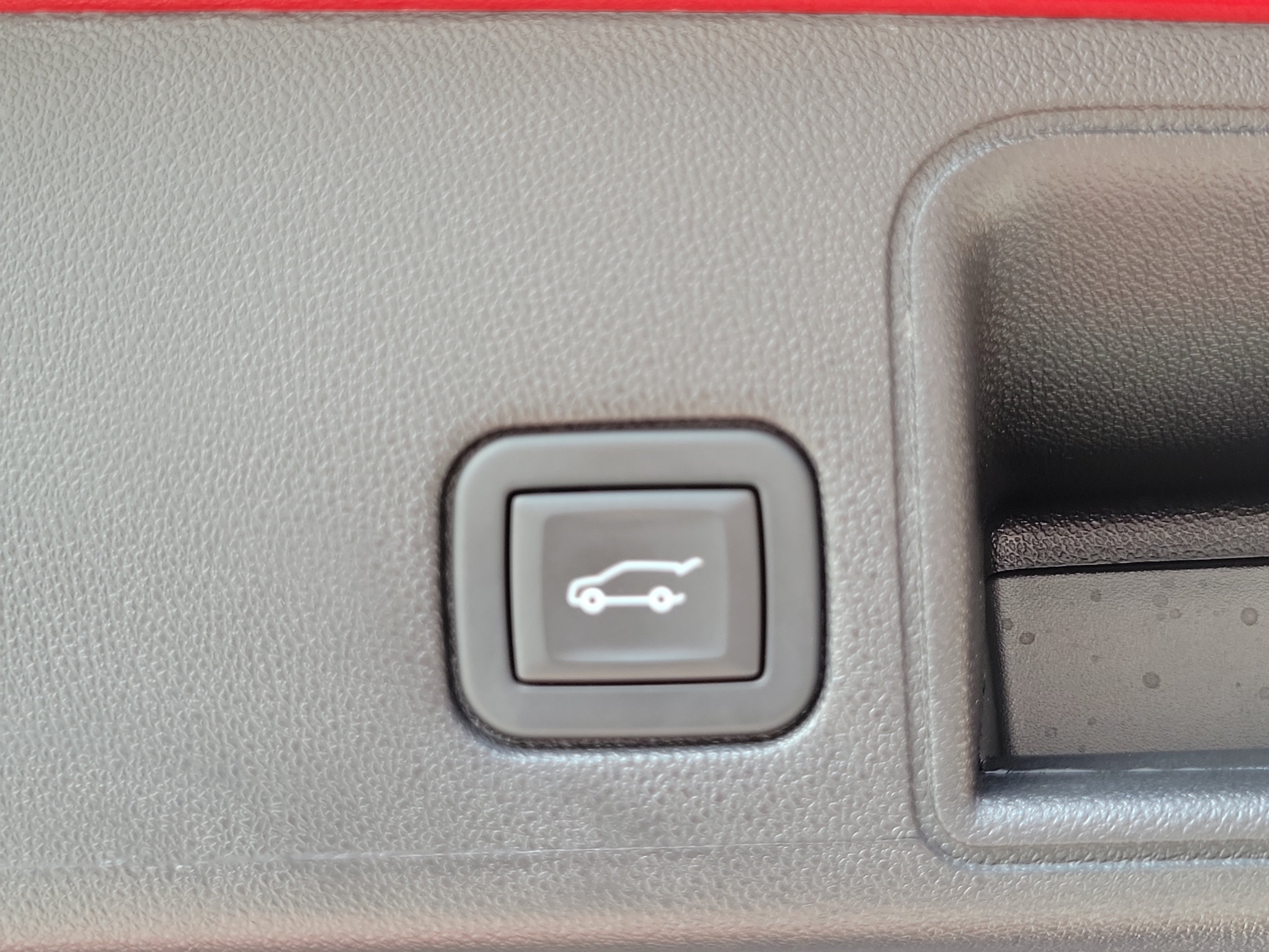 Used 2024 GMC Terrain SLT FWD image 15