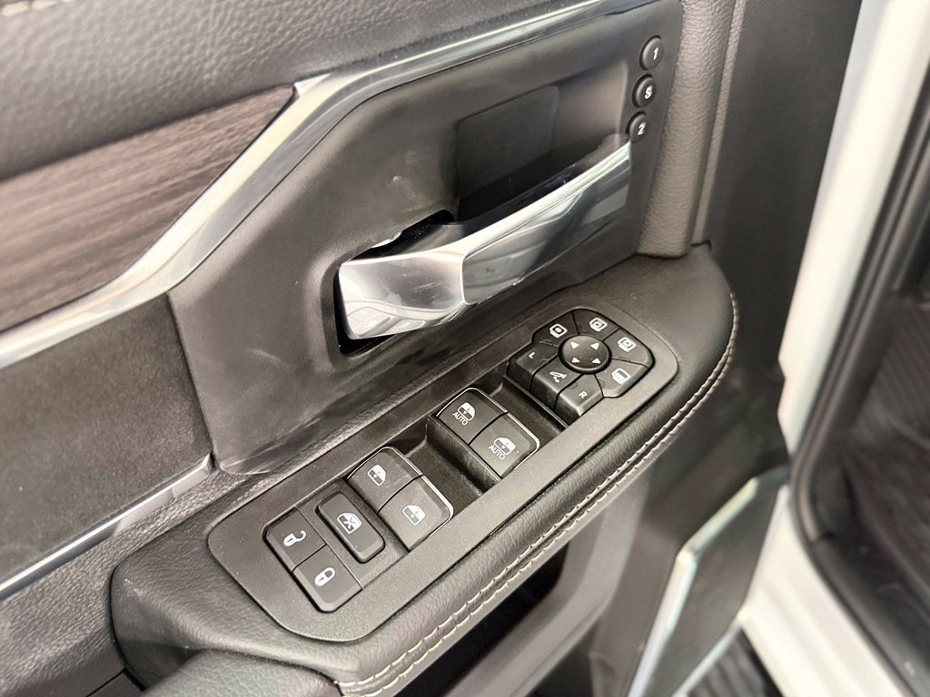 New 2027 RAM 2500 Laramie AWD/4WD image 14