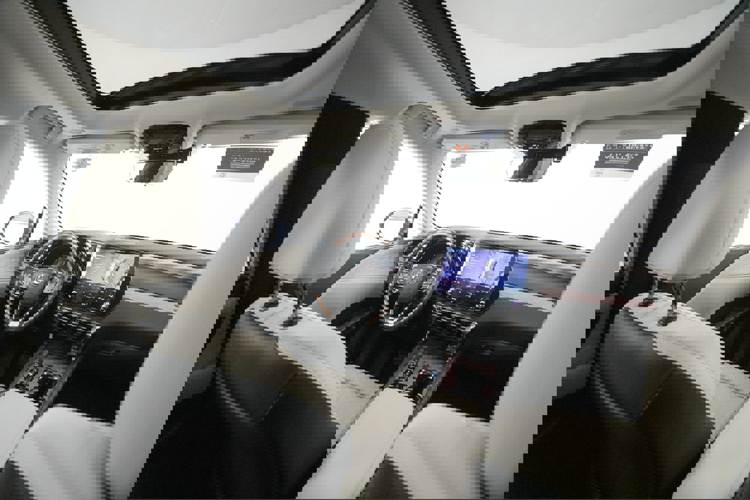 Certified 2023 Lexus RX 350 w/ Luxury Package image 16