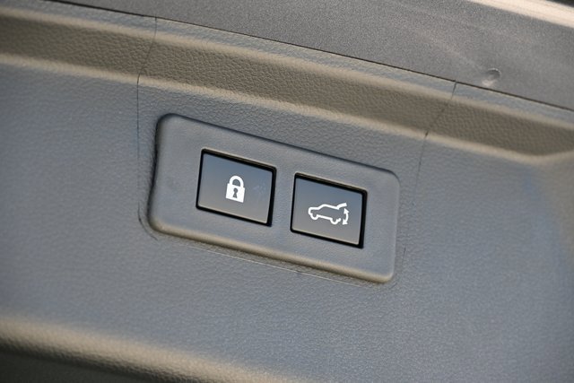 New 2025 Subaru Outback Touring XT image 16