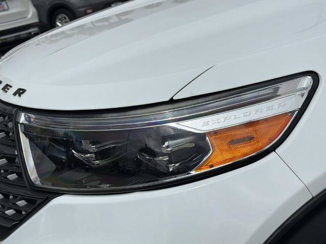 Certified 2021 Ford Explorer XLT w/ Equipment Group 202A RWD image 10