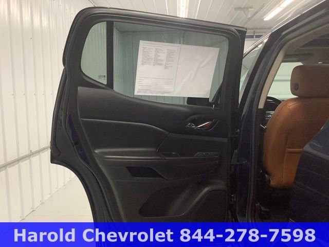 Used 2017 GMC Acadia SLT image 12